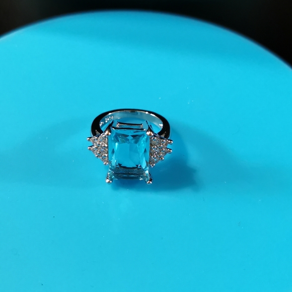 Aquamarine - Picture 3 of 4